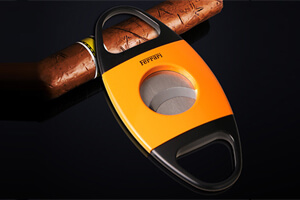 Dụng cụ cắt xì gà và cách sử dụng cho người mới hút cigar